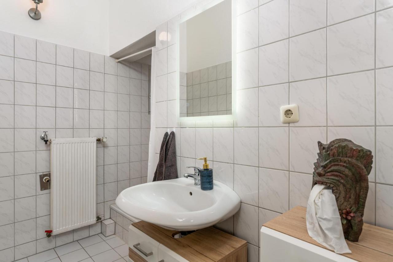 קאסל Gemuetliche Zentrale Wohnung Mit Smart Tv מראה חיצוני תמונה